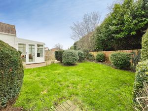 Photo 24- click for photo gallery